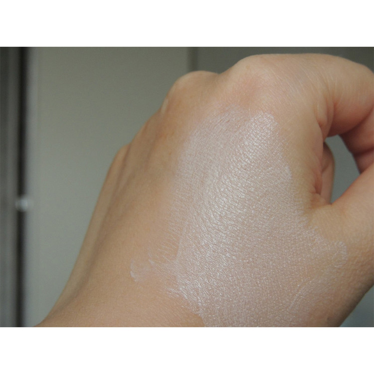 کرم ضدآفتاب رنگی ایر فیت PLUS ماداگاسکار سنتلا اسکین 1004 SPF50 رنگ لایت